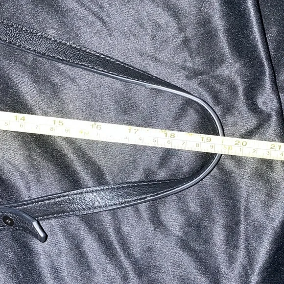 BCBG Crossbody Shoulder Bag - Picture 7 of 12